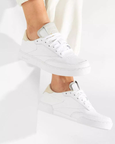 Reebok Shoes Small | US 7 Reebok Clean Sneakers