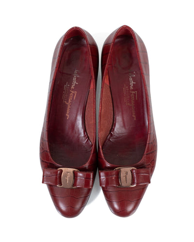 Salvatore Ferragamo Shoes Medium | US 8.5 Red Leather Heels