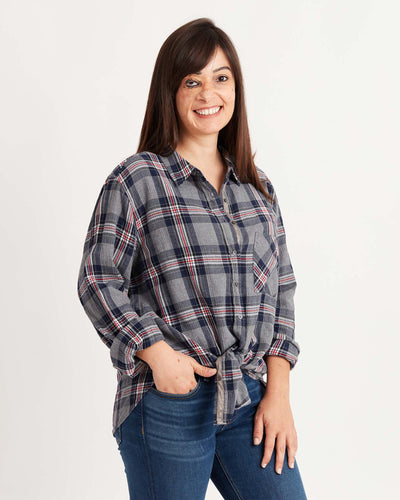 XíRENA Clothing Large Plaid Button Down